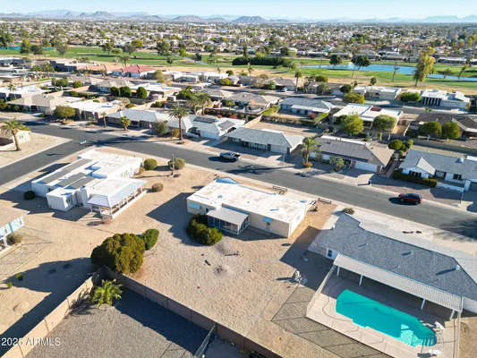 Property Slideshow image 3 of 33 | 14618 n shiprock dr, Sun City, AZ, 85351