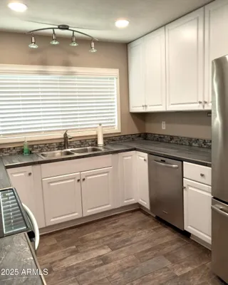 Property Slideshow image 3 of 9 | 7509 e rancho vista dr, Scottsdale, AZ, 85251