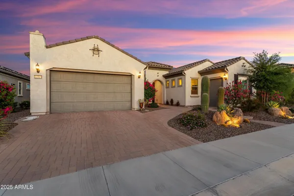Property Slideshow image 2 of 58 | 18913 n 260th ln, Buckeye, AZ, 85396