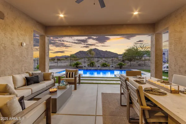 Property Slideshow image 3 of 64 | 5758 n 208th ln, Buckeye, AZ, 85396