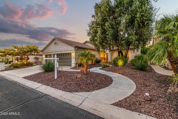 Property Slideshow image 3 of 80 | 16086 w cambridge ave, Goodyear, AZ, 85395