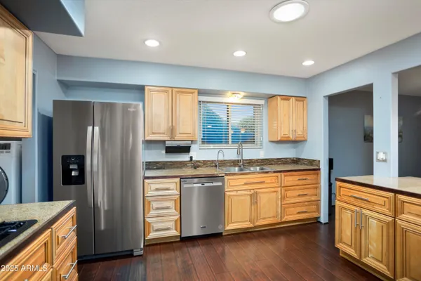 Property Slideshow image 3 of 40 | 10102 w deanne dr, Sun City, AZ, 85351