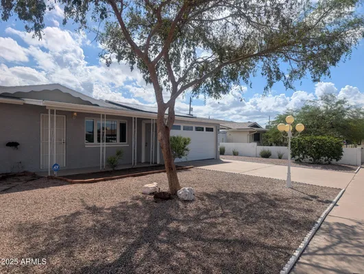 Property Slideshow image 3 of 22 | 1161 s grand dr, Apache Junction, AZ, 85120