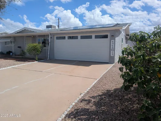 Property Slideshow image 2 of 22 | 1161 s grand dr, Apache Junction, AZ, 85120