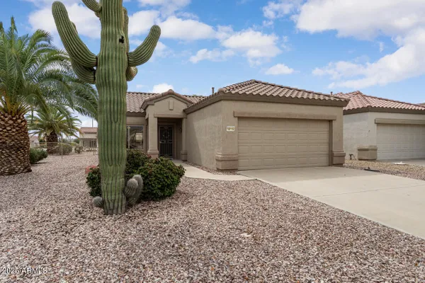 Property Slideshow image 2 of 34 | 16115 w acacia ct, Surprise, AZ, 85374