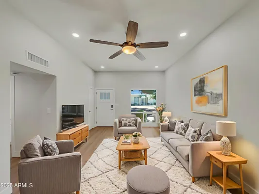 Property Slideshow image 2 of 24 | 13433 n emberwood dr, Sun City, AZ, 85351