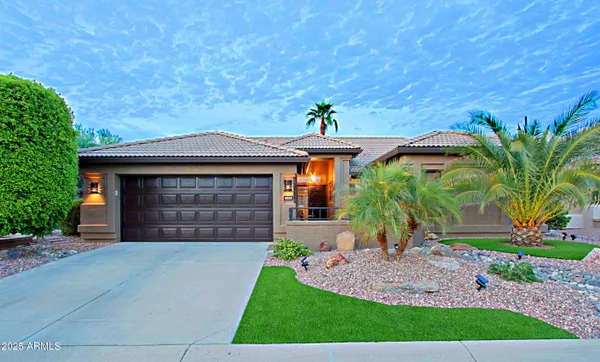 Property Slideshow image 3 of 106 | 14688 w whitton ave, Goodyear, AZ, 85395
