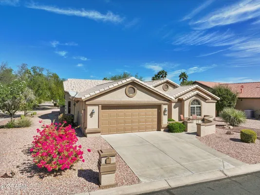 Property Slideshow image 2 of 45 | 15758 w edgemont ave, Goodyear, AZ, 85395