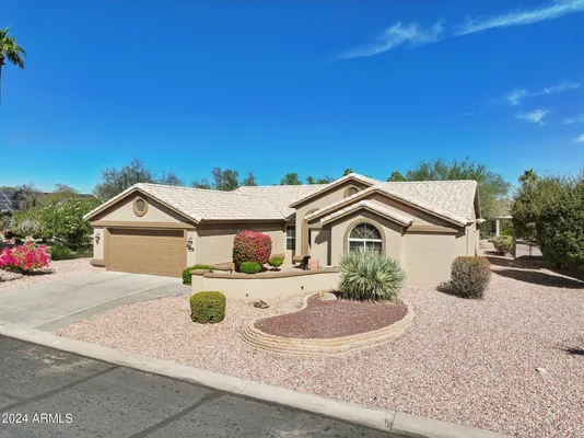 Property Slideshow image 3 of 45 | 15758 w edgemont ave, Goodyear, AZ, 85395