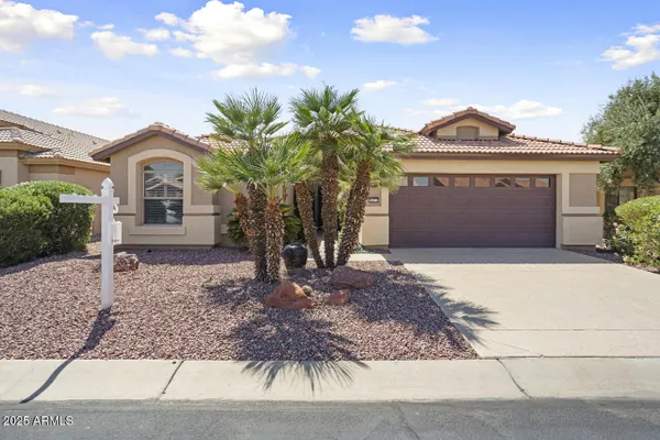Property Slideshow image 2 of 43 | 14717 w avalon dr, Goodyear, AZ, 85395