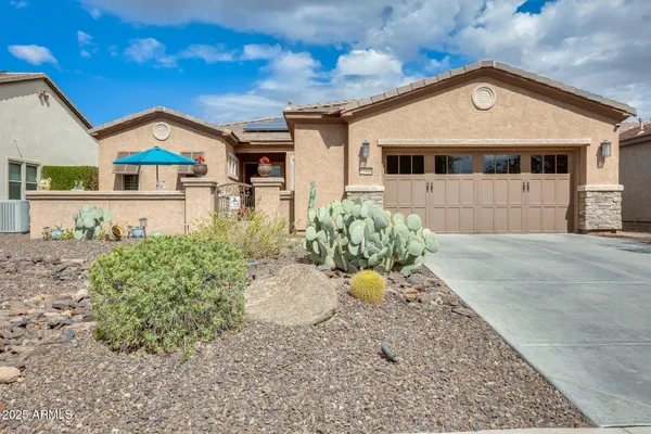 Property Slideshow image 2 of 29 | 12964 w fossil dr, Peoria, AZ, 85383