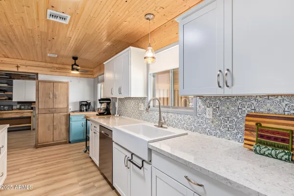 Property Slideshow image 3 of 41 | 18617 n kiva dr, Sun City, AZ, 85373