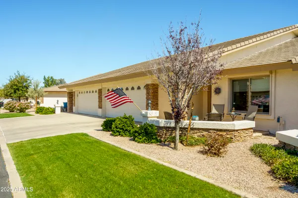 Property Slideshow image 3 of 21 | 11250 e kilarea ave 277, Mesa, AZ, 85209