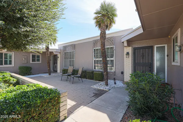 Property Slideshow image 2 of 21 | 10461 w loma blanca dr, Sun City, AZ, 85351