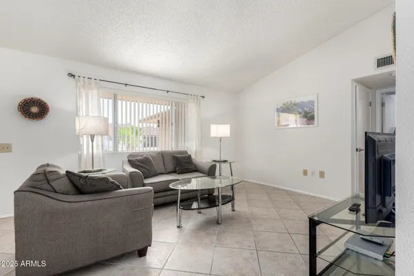 Property Slideshow image 3 of 15 | 20426 n sonnet dr, Sun City West, AZ, 85375