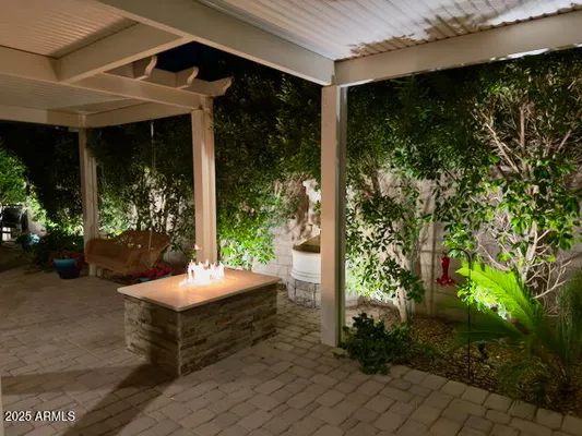 Property Slideshow image 3 of 52 | 210 e bergamot ln, Queen Creek, AZ, 85140