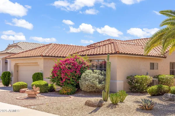 Property Slideshow image 3 of 35 | 18083 w douglas way, Surprise, AZ, 85374