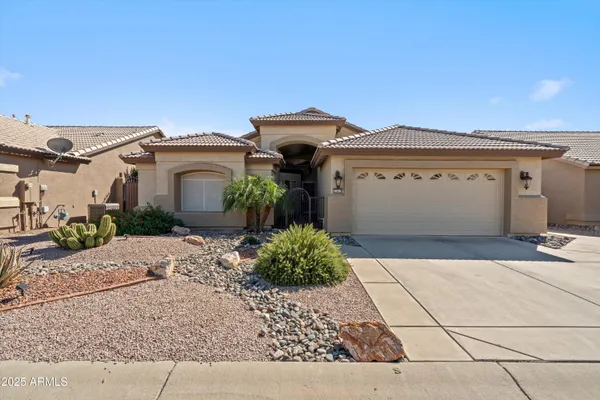 Property Slideshow image 3 of 35 | 15415 w merrell st, Goodyear, AZ, 85395