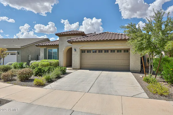 Property Slideshow image 3 of 29 | 4658 n 204th ln, Buckeye, AZ, 85396