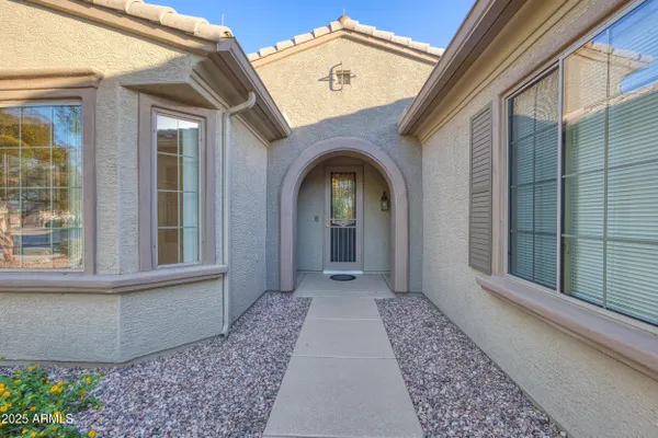 Property Slideshow image 3 of 26 | 20781 n kingpoint dr, Surprise, AZ, 85387