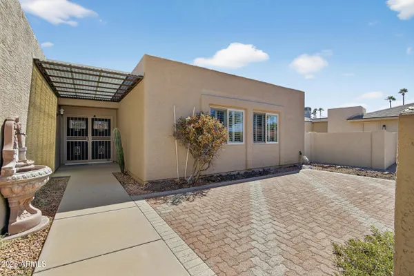 Property Slideshow image 3 of 62 | 26003 s cedarcrest dr, Sun Lakes, AZ, 85248