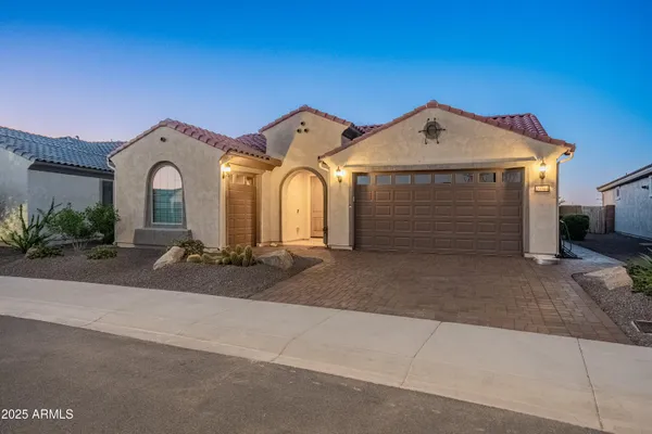 Property Slideshow image 2 of 46 | 20344 n wagner wash dr, Buckeye, AZ, 85396