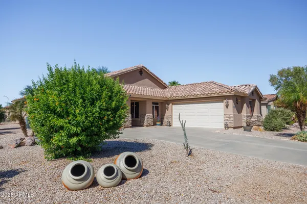 Property Slideshow image 3 of 40 | 147 s los cielos ln, Casa Grande, AZ, 85194