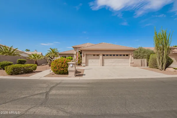 Property Slideshow image 2 of 51 | 24648 s desert trail dr, Sun Lakes, AZ, 85248