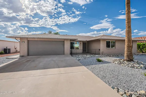 Property Slideshow image 2 of 56 | 16418 n 111th ave, Sun City, AZ, 85351