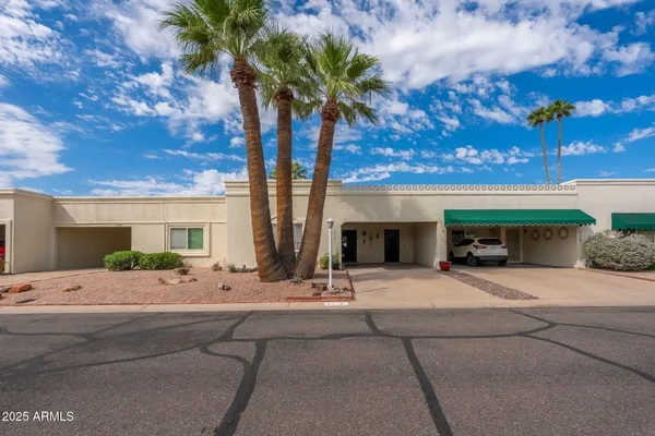 Property Slideshow image 3 of 28 | 5316 n 78th pl, Scottsdale, AZ, 85250