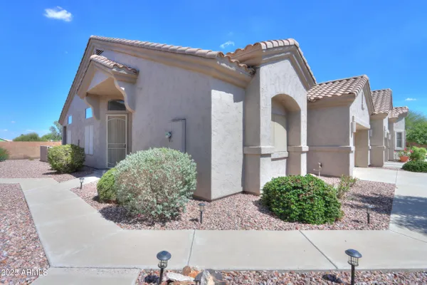 Property Slideshow image 3 of 59 | 1412 n desert willow st, Casa Grande, AZ, 85122