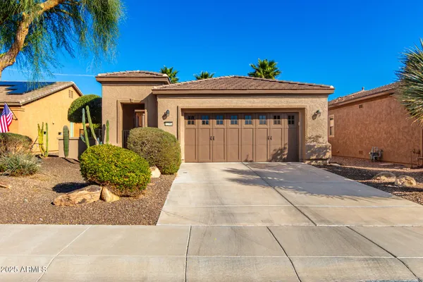 Property Slideshow image 2 of 70 | 12364 w rosewood ln, Peoria, AZ, 85383
