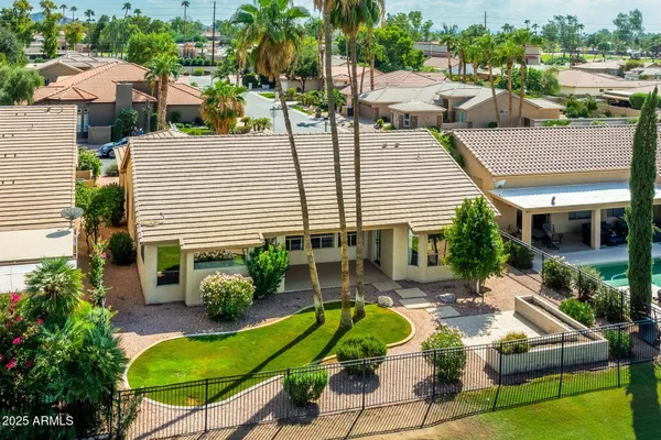 Property Slideshow image 2 of 112 | 10050 e coopers hawk dr, Sun Lakes, AZ, 85248