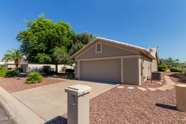 Property Slideshow image 3 of 36 | 2991 n 151st ln, Goodyear, AZ, 85395
