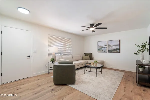 Property Slideshow image 3 of 26 | 10404 w audrey dr, Sun City, AZ, 85351