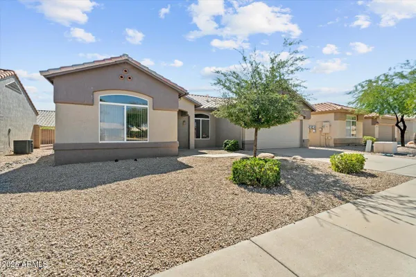 Property Slideshow image 2 of 30 | 13645 w ravenswood dr, Sun City West, AZ, 85375