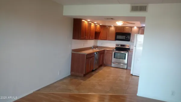 Property Slideshow image 3 of 19 | 7940 e camelback rd unit 508, Scottsdale, AZ, 85251