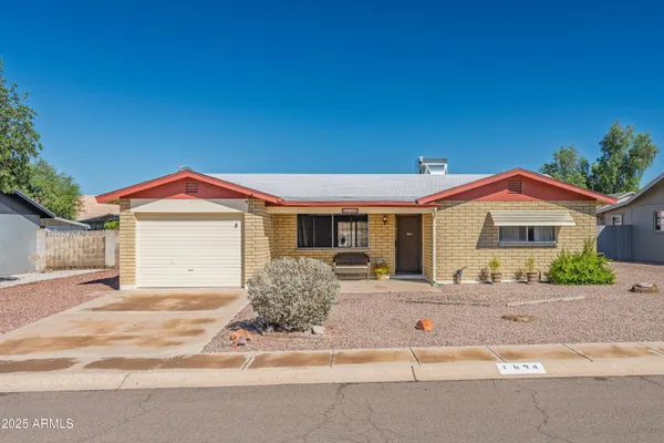 Property Slideshow image 2 of 41 | 1694 w 13th ave, Apache Junction, AZ, 85120