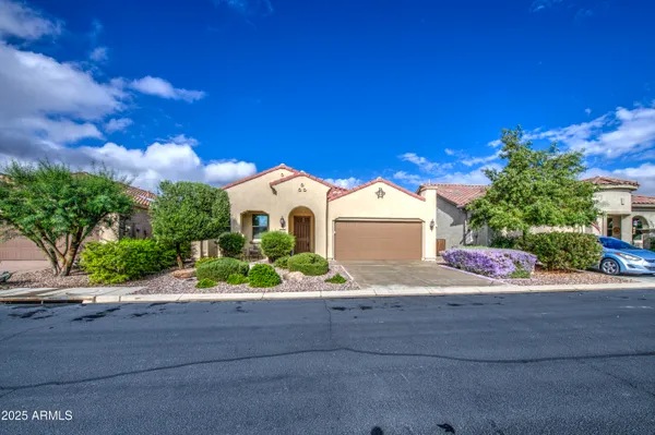 Property Slideshow image 2 of 35 | 7184 w noble prairie way, Florence, AZ, 85132