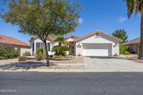 Property Slideshow image 3 of 43 | 126 s lucia ln, Casa Grande, AZ, 85194