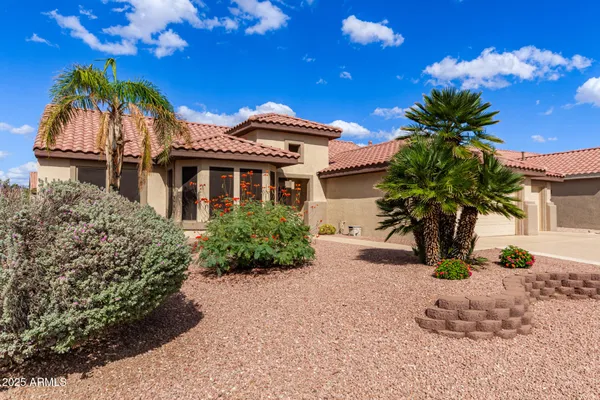 Property Slideshow image 2 of 36 | 15764 w silver breeze dr, Surprise, AZ, 85374