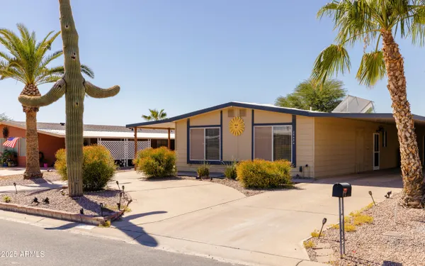 Property Slideshow image 3 of 27 | 25424 s montana ave, Sun Lakes, AZ, 85248