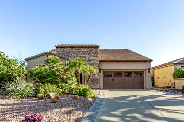 Property Slideshow image 2 of 43 | 12725 w dale ln, Peoria, AZ, 85383