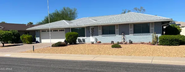 Property Slideshow image 2 of 3 | 10902 w brookside dr, Sun City, AZ, 85351