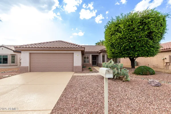 Property Slideshow image 2 of 34 | 17580 n estrella vista dr, Surprise, AZ, 85374