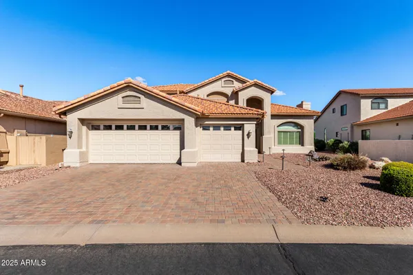 Property Slideshow image 2 of 56 | 24211 s stoney lake dr, Sun Lakes, AZ, 85248