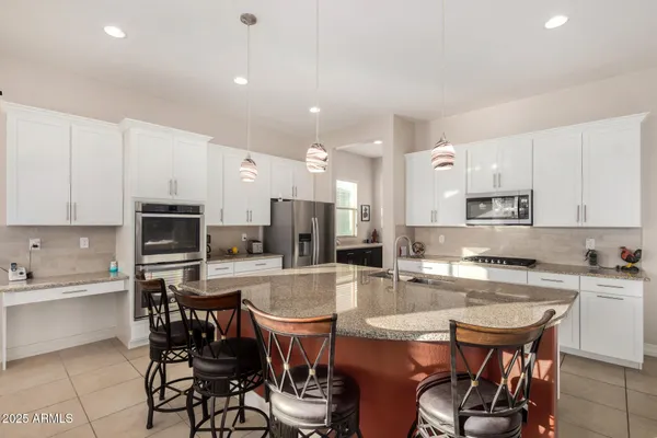 Property Slideshow image 3 of 48 | 41801 w springtime rd, Maricopa, AZ, 85138