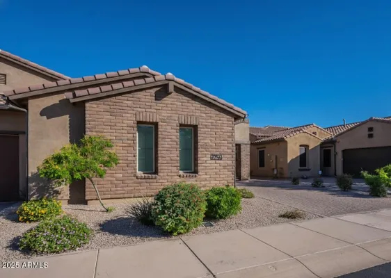 Property Slideshow image 2 of 51 | 7256 e calle primera vis, Scottsdale, AZ, 85266