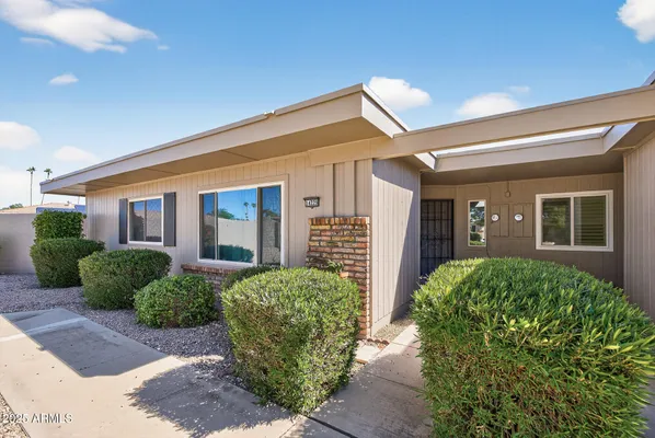 Property Slideshow image 2 of 45 | 14229 n palm ridge dr, Sun City, AZ, 85351