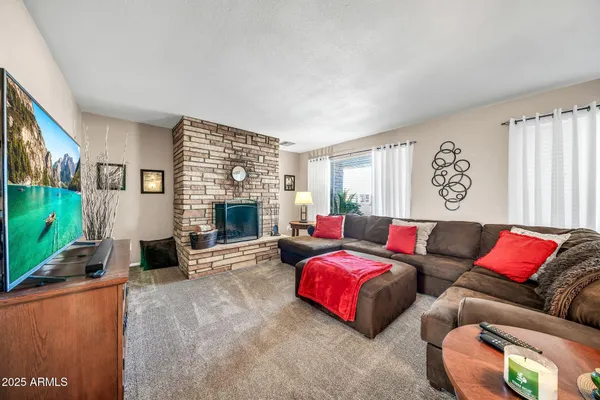 Property Slideshow image 3 of 45 | 9653 w purdue ave, Peoria, AZ, 85345